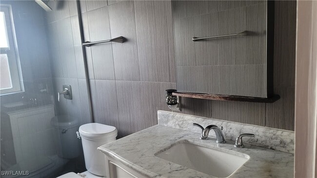 Building Photo - 2172 45th St SW