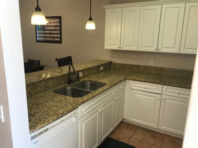 Building Photo - Jackson Square - 2 Bedroom, 2 Bathroom Condo