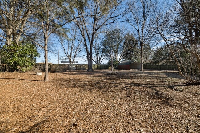 Building Photo - 6301 High Shoals Rd