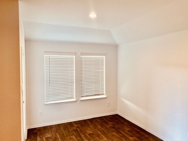 Building Photo - . BEAUTIFUL BRAND NEW 3 BEDROOM BATH HOME ...