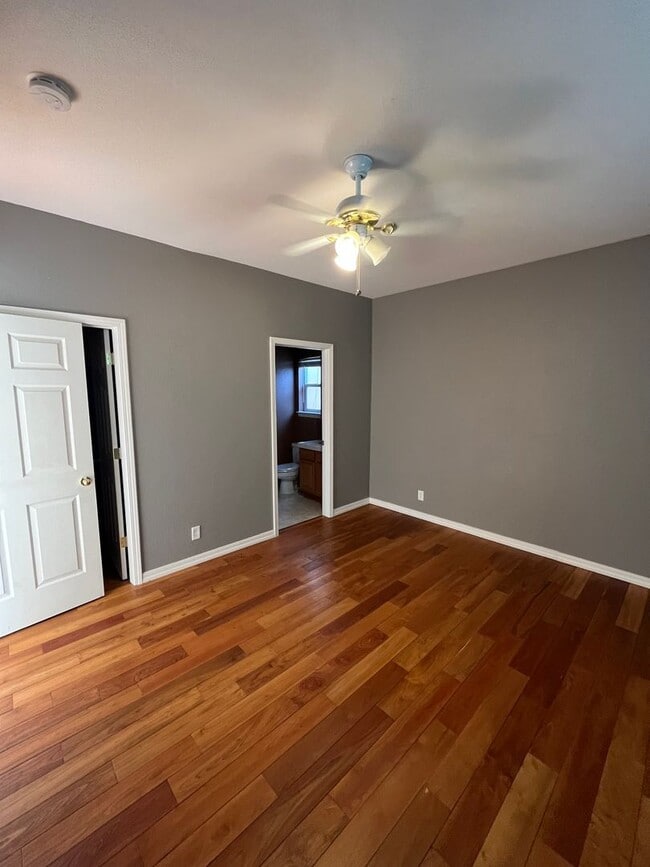 Building Photo - Beautiful sunridge house with breathtaking...