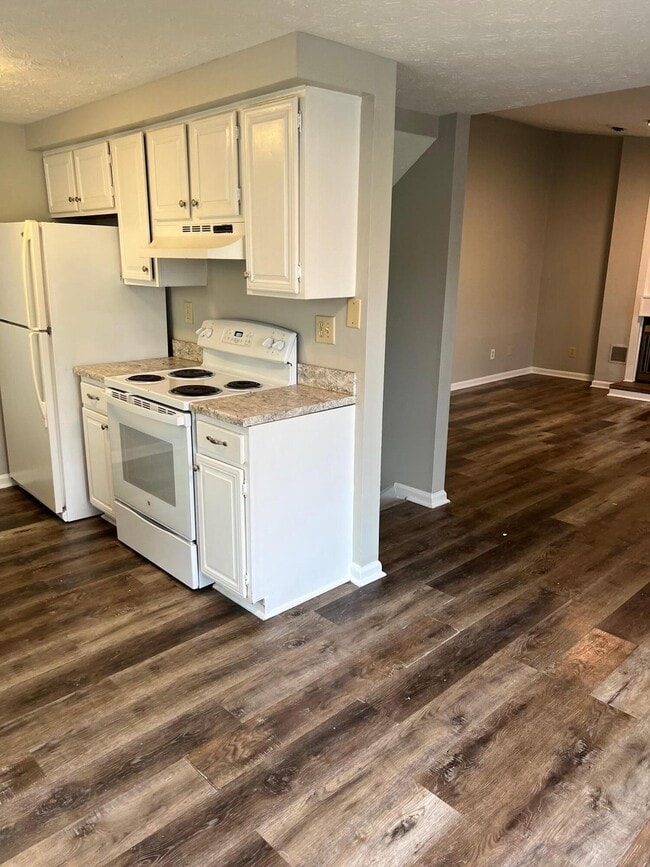 Building Photo - 316 Sandwood Pl