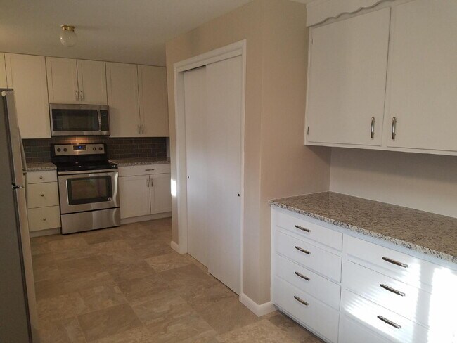 Building Photo - ***COMING SOON***  Spacious 4-Bedroom Wheat Ridge Home with Finished Garden Level and Two-Car Garage