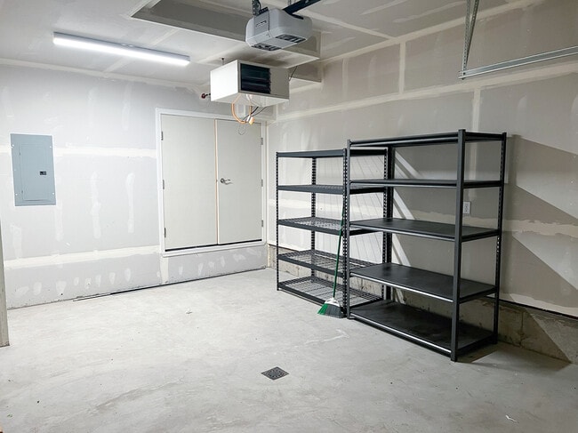 Building Photo - 2371 Irontree Pl