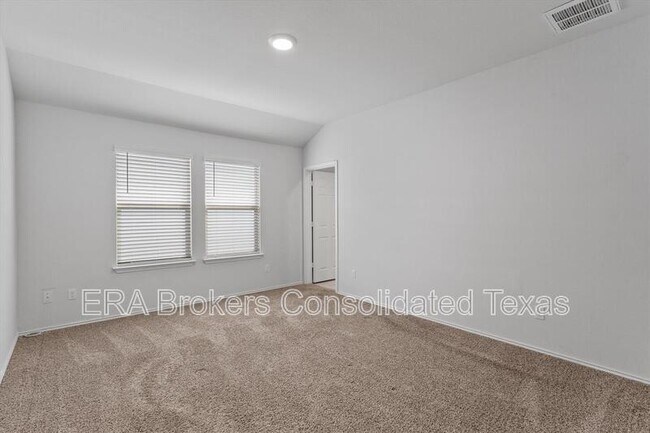 Building Photo - 108 Ragnar Dr