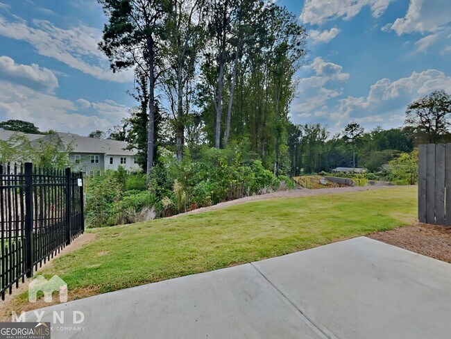 Building Photo - 1911 Allagash Ln