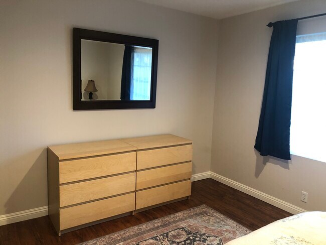 Master Bedroom - 39 Thicket