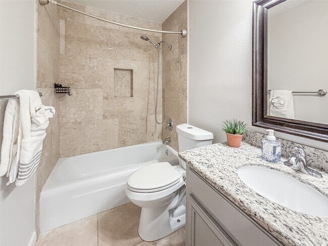 Building Photo - 3123 Lazy Spring Dr