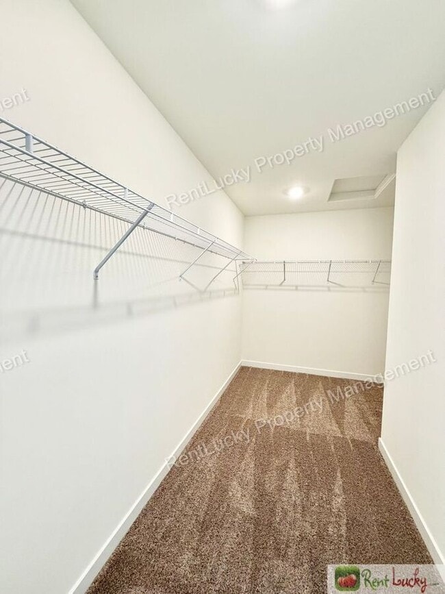 Building Photo - 17106 126th St Ct E