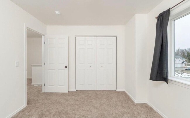 Building Photo - 1777 N Nina Cir