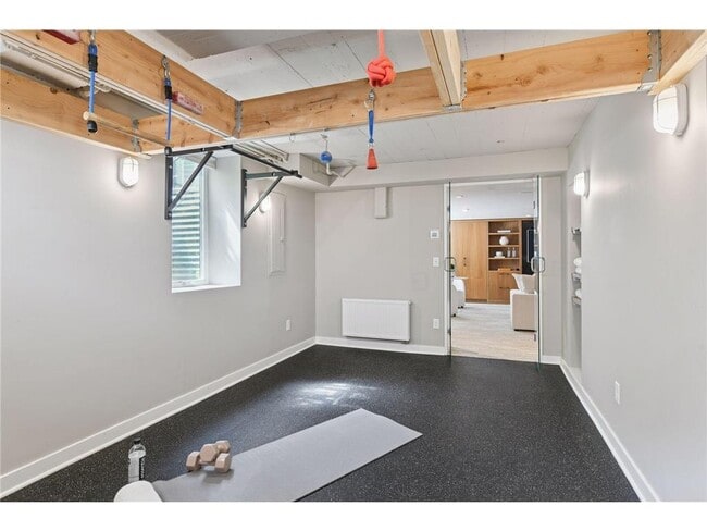 Building Photo - 3933 Zenith Ave S