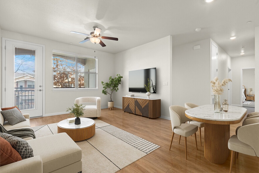 3BD - Living/Dining - The Crossings