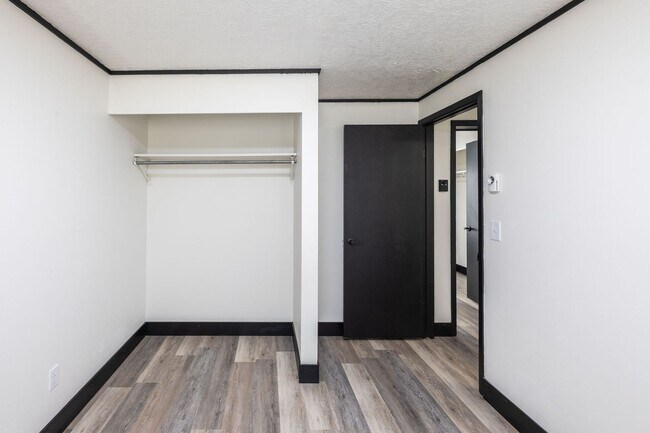 Building Photo - $300 off first month for February move-ins -  New Renovation 2 Bed 1 Bath with partially finished...