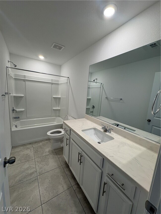 Building Photo - 5451 Barcola Ave