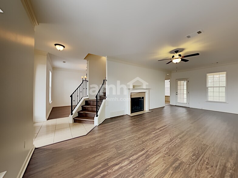 Building Photo - 1050 Kentshire Cv