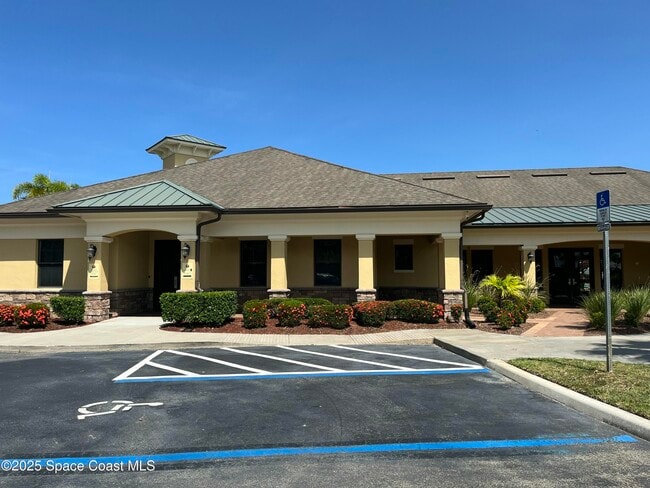 Building Photo - 1343 Musgrass Cir
