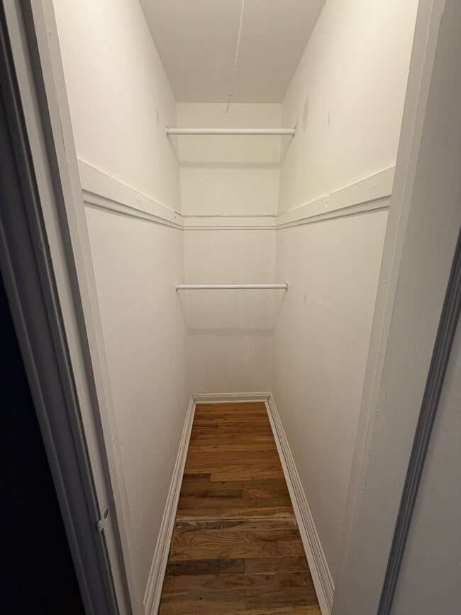 Building Photo - 2525 S Cherokee St