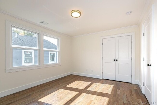 Building Photo - 207 Nassau Blvd