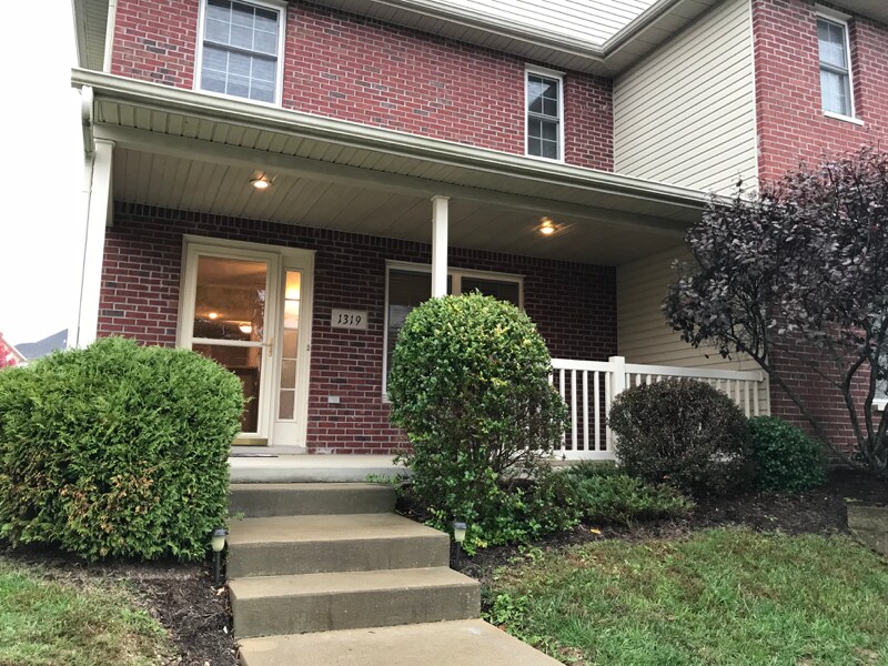 Building Photo - 1319 Cobble Creek Cir