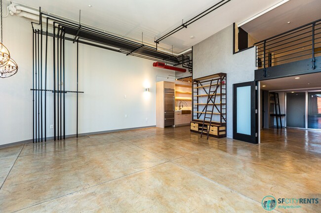 Building Photo - SoMa: Luxuriously Remodeled Conversion Liv...