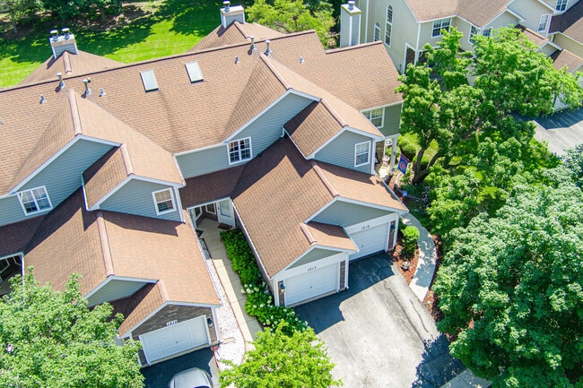 Building Photo - 1217 Cranbrook Dr