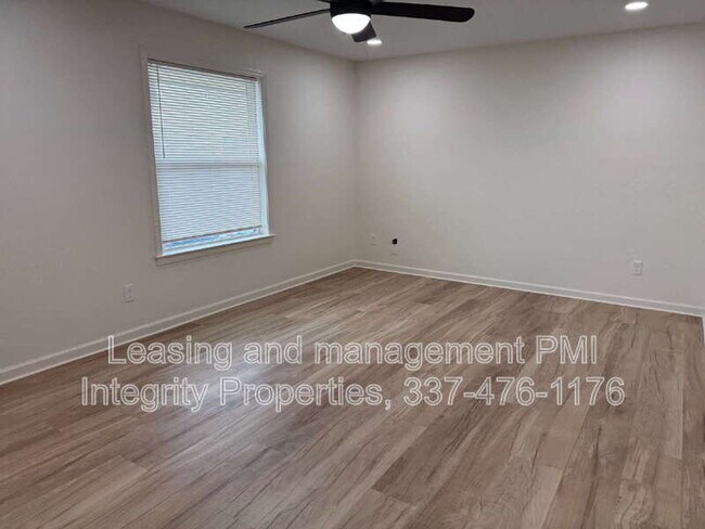 Building Photo - 105 Meaux Blvd