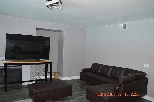 Building Photo - 249 Damara Ct