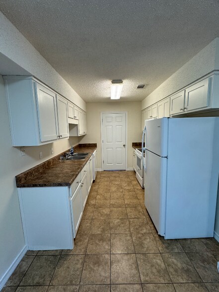 Building Photo - 9725 US-98