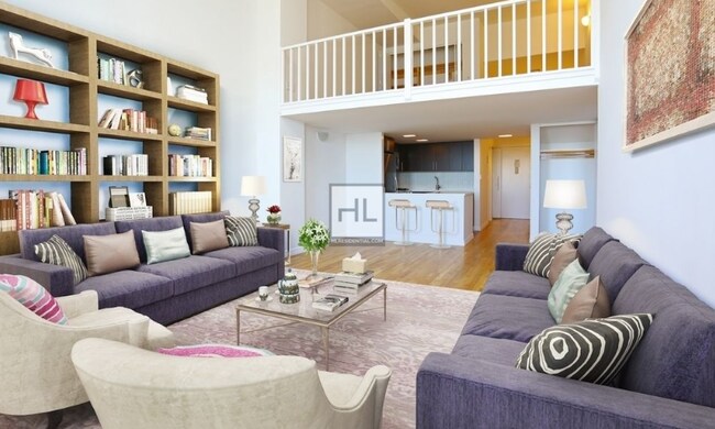 Building Photo - Greenwich Street