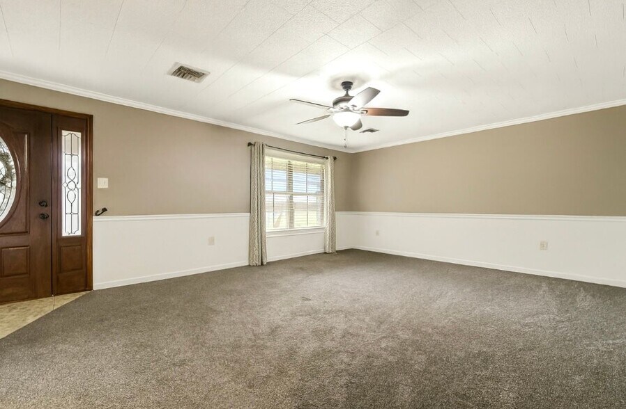 Building Photo - 7700 Lee Station Rd