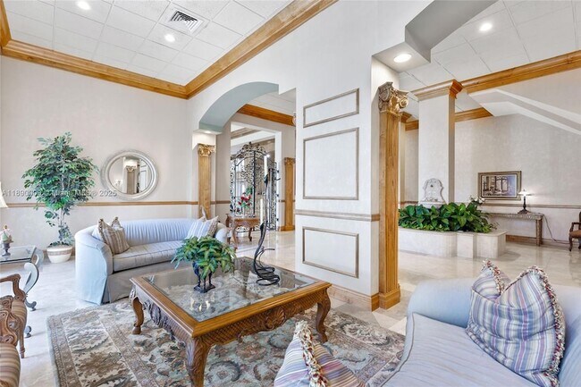 Building Photo - 4280 Galt Ocean Dr