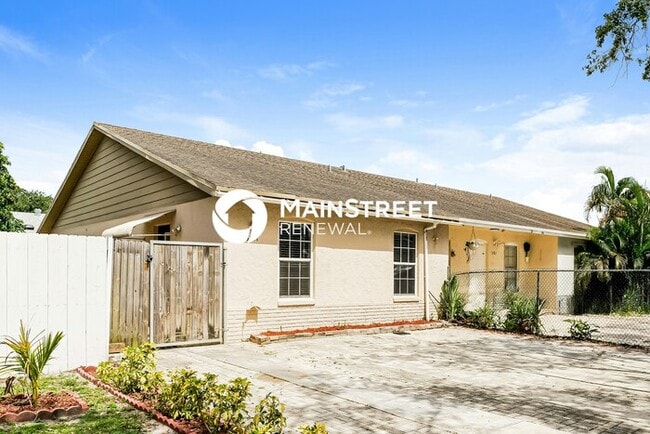 Building Photo - 3 Bedroom Pet-Friendly Home in Greenacres, FL with Main Street Renewal