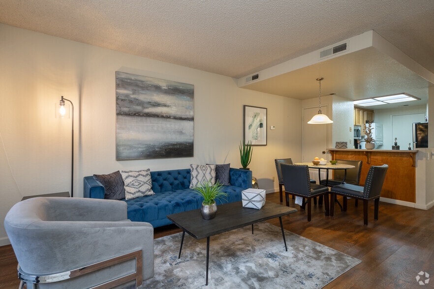 2BR, 2BA - The Oak - Ardenwood Forest Rental Condos