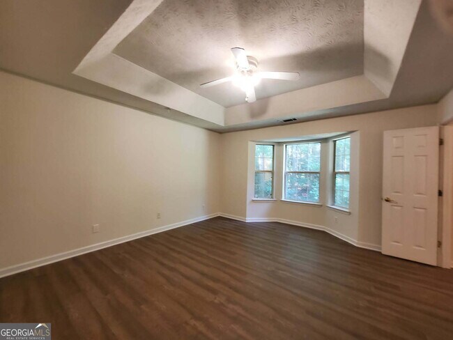 Building Photo - 217 Sweetgum Ln