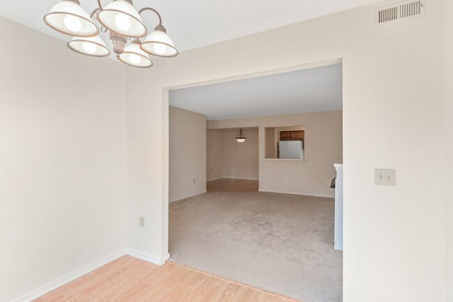 Building Photo - Location, Location, Location!