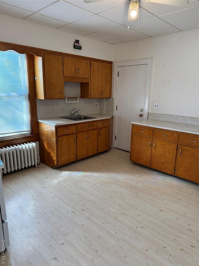Building Photo - 238 Ringgold St