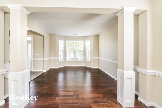 Building Photo - 4594 Ramseur Dr