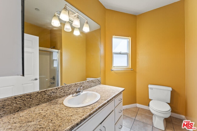 Building Photo - 12375 Osborne Pl