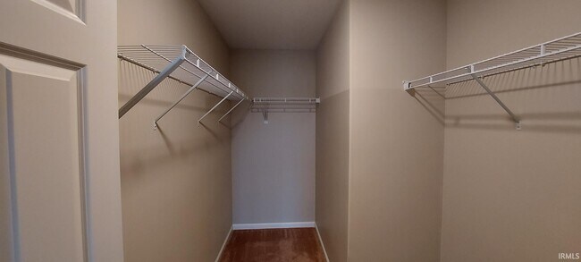 Building Photo - 13575 Crescent Ridge Dr