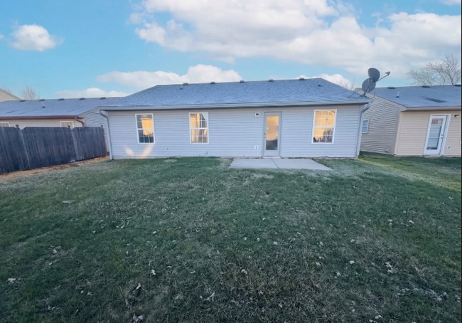 Building Photo - 6654 Hazelhatch Dr