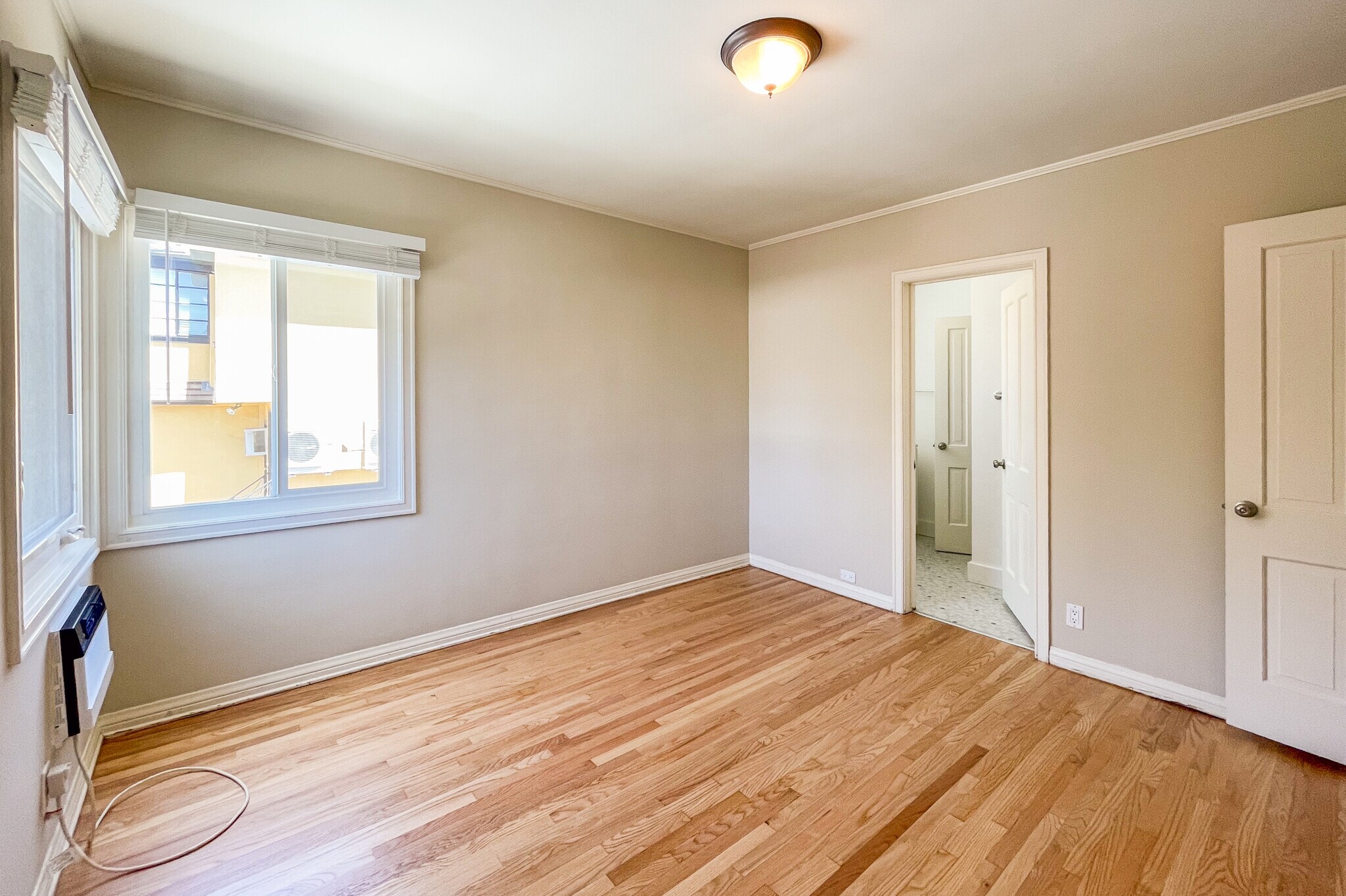 Building Photo - 1763 Kelton Ave