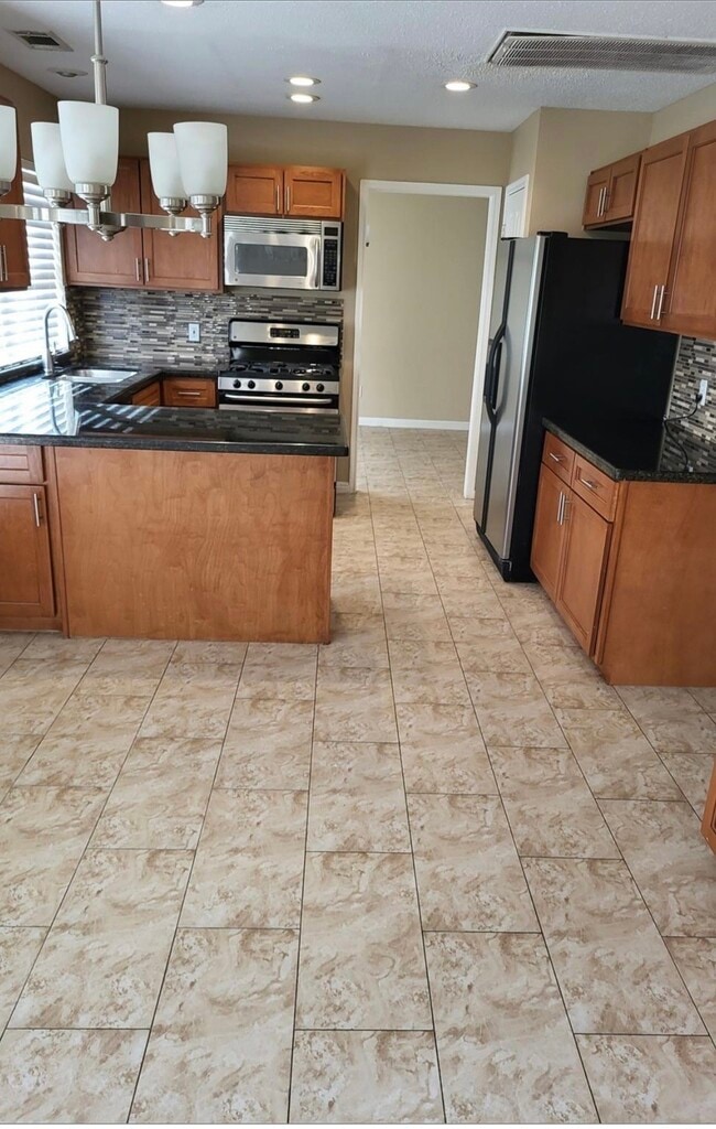 Building Photo - 18843 Appletree Hill Ln