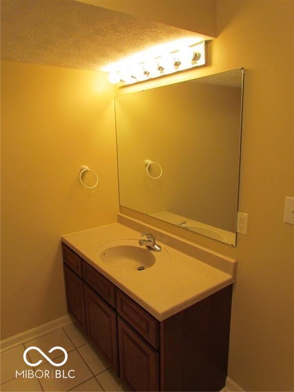 Building Photo - 411 Mari Way