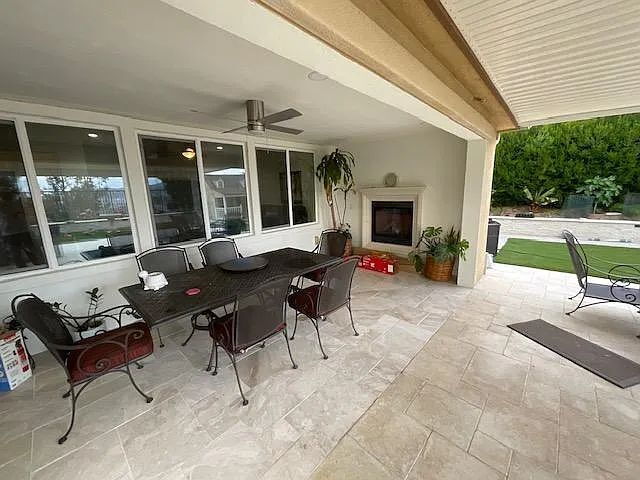 Building Photo - Immaculate 5-Bedroom Executive Home in Desirable Plum Canyon