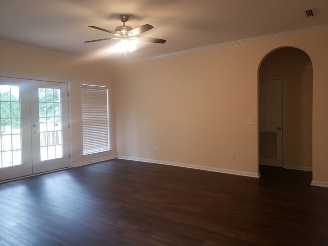 Building Photo - Available January!