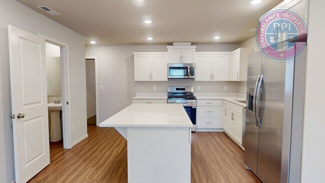 Building Photo - Lennar Homes, New Construction - Smith Creek Neighborhood!  Central Air, Stylish Amenities Throug...