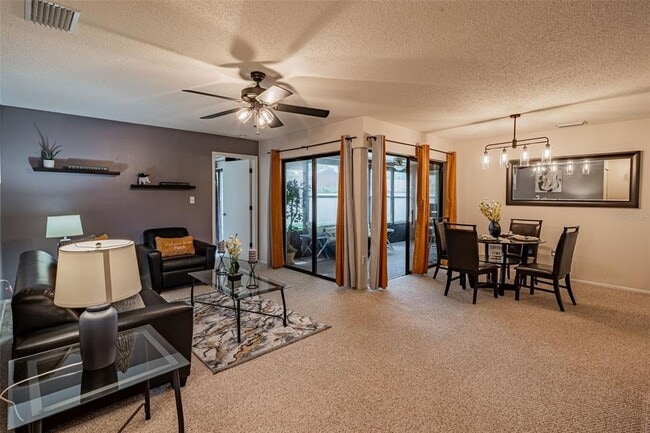 Building Photo - 6308 Fernbrook Ct