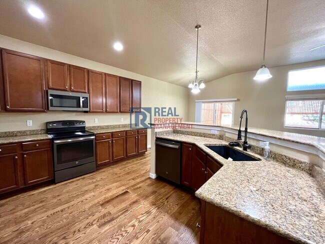 Building Photo - 7464 Bonterra Ln