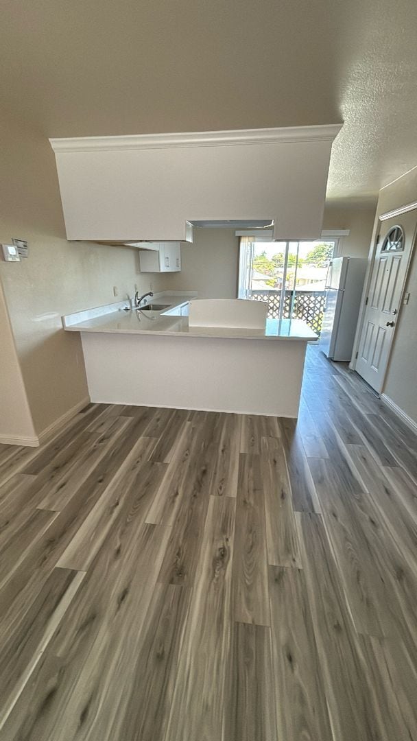 Building Photo - 2 Bedroom, 1 Bath Apartment