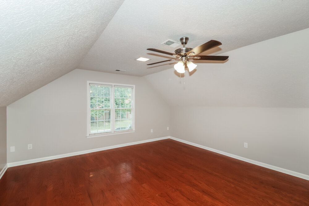 Building Photo - 225 Richards Way Dr